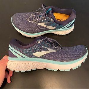 Brooks Ghost 11 Running Sneaker